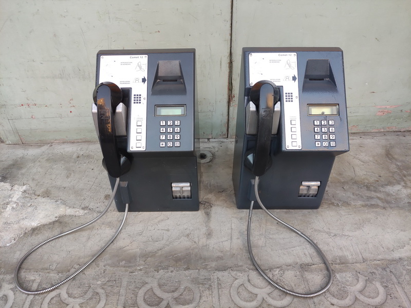 telefono cabina colgar sobremesa monedas metal 42x24x20 2u